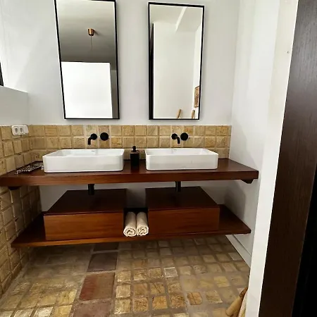 Modern And Cozy Alegria